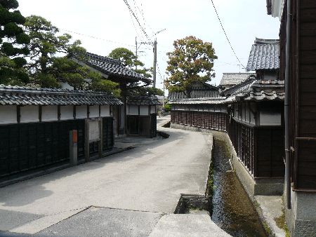 ���q�W���i��R���j