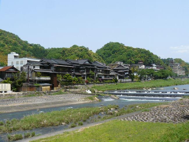 �O������