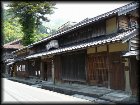 �����o�X