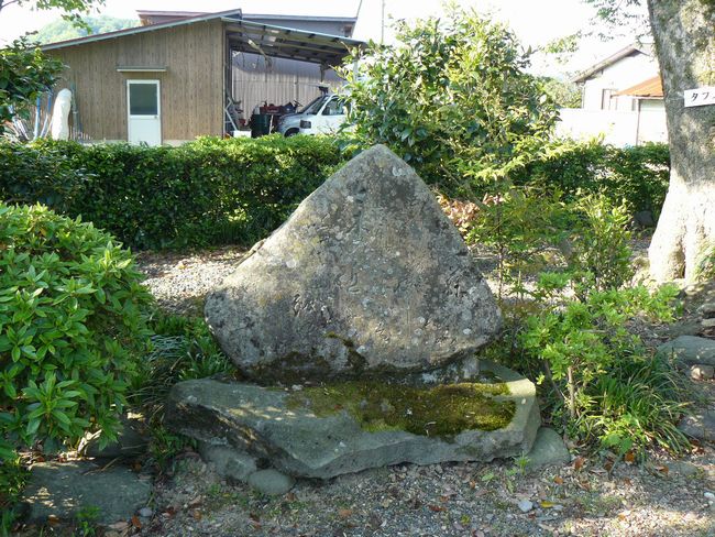 �唺�Ǝ��̉̔�