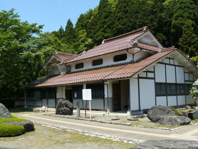 ���R�A������s����x�X