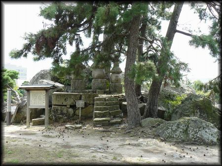 清洞寺跡の正面から撮影した画像